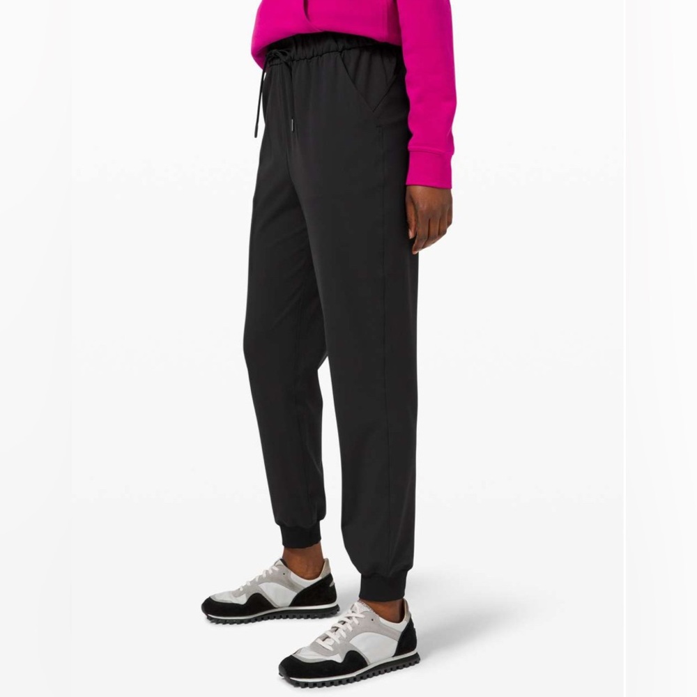 Lululemon Keep Moving Jogger